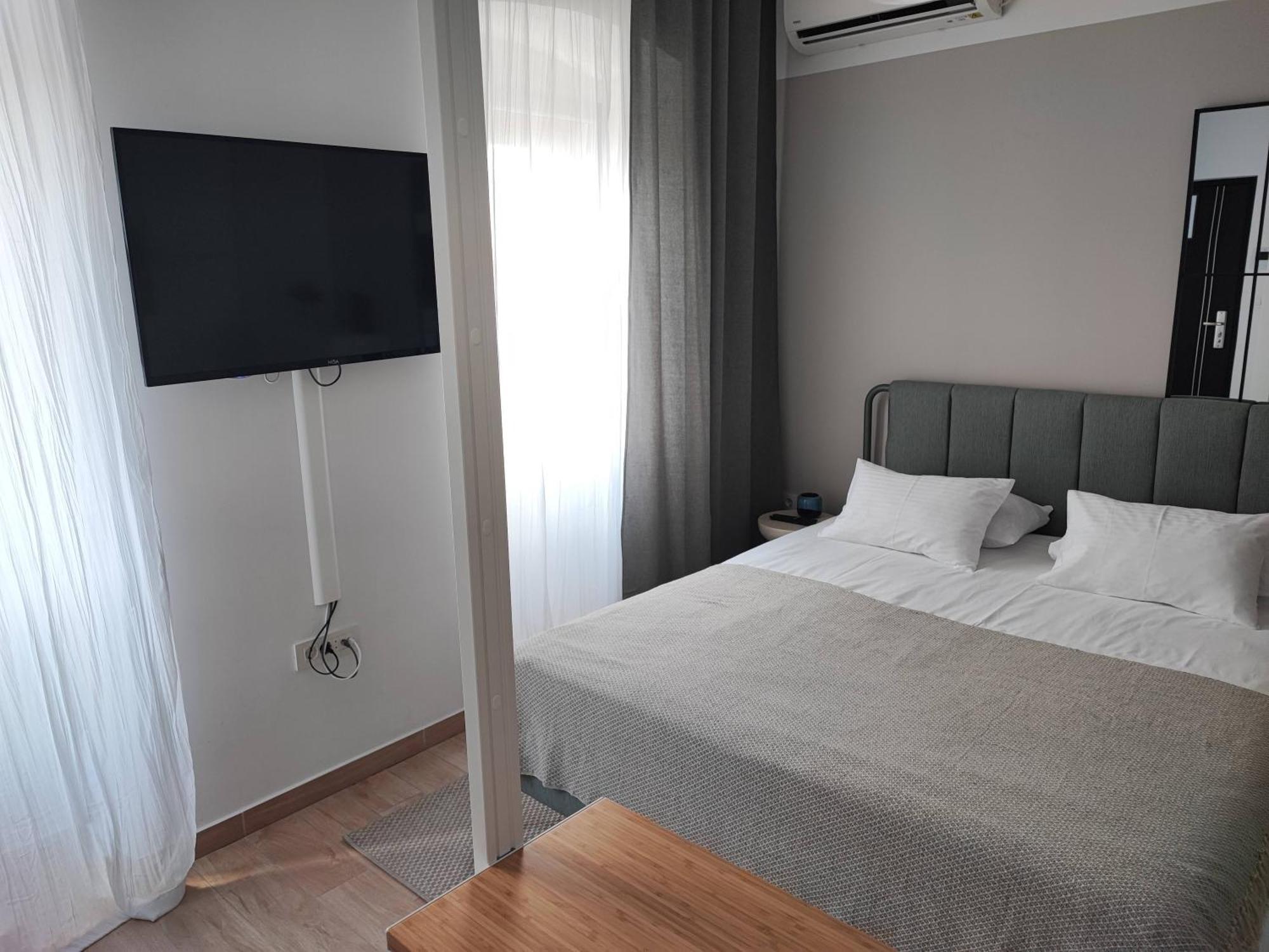 Agostini - Self Check-In Studios - Free Gated Parking On Site Fiume Kültér fotó